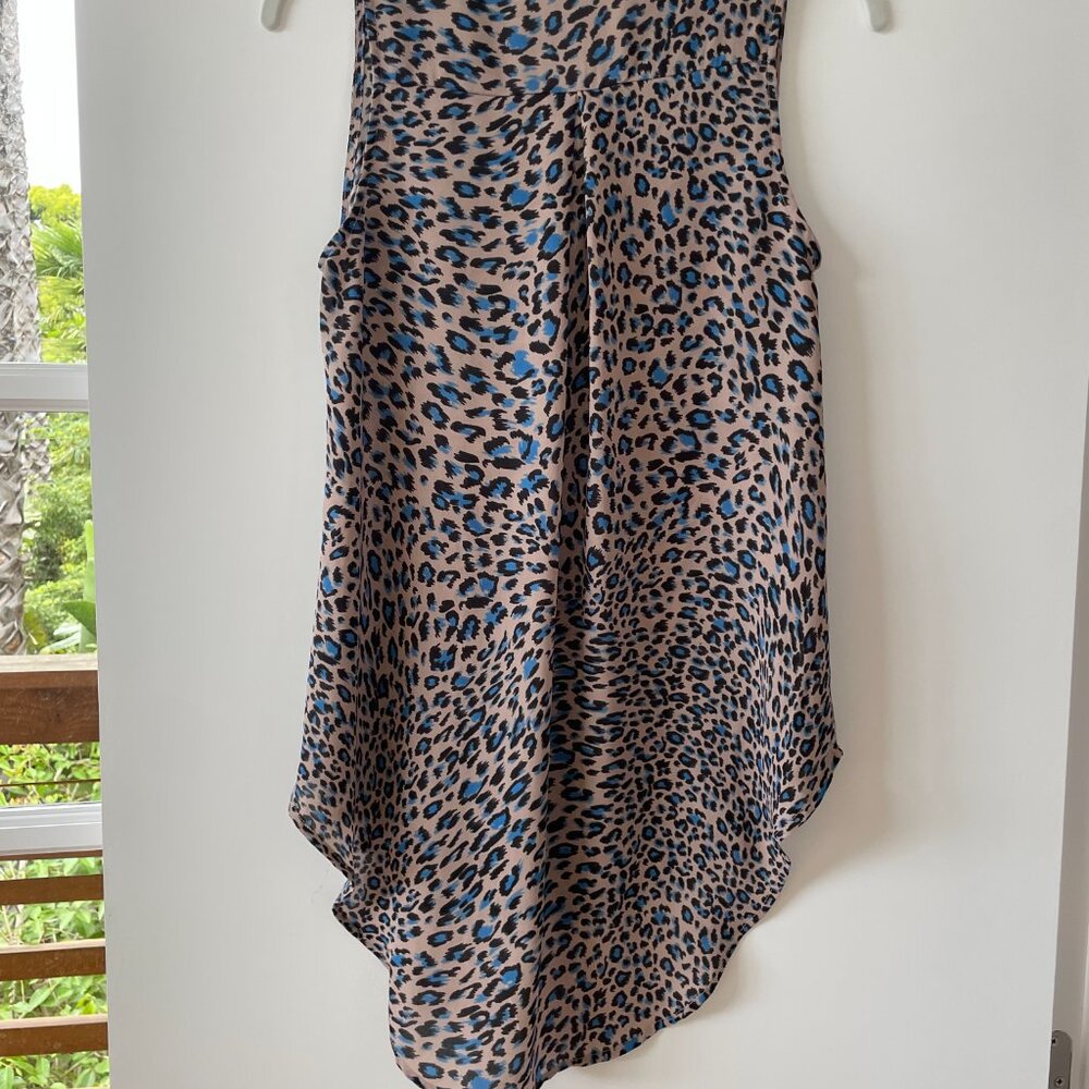 Lush Cheetah Print Sleeveless High Low Blouse,‎ V-Neck, Pink and Blue, Size XS - Picture 2 of 8